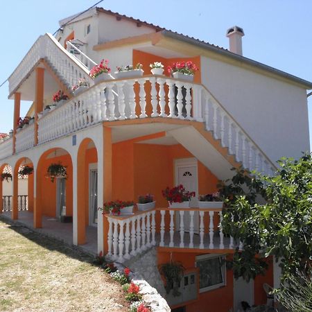 Apartments Zvone - 100 M From Sea بيبينيا المظهر الخارجي الصورة